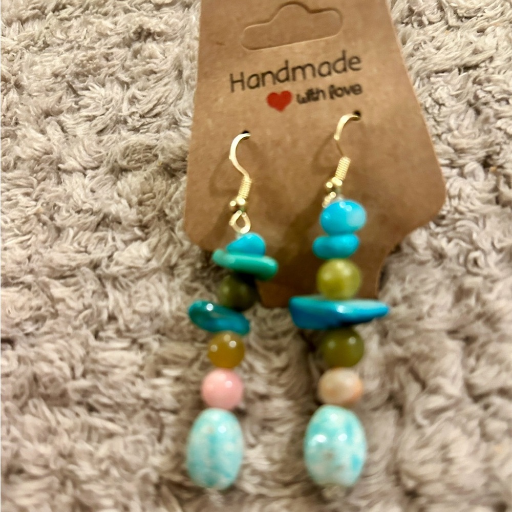 Earrings beaded torquise